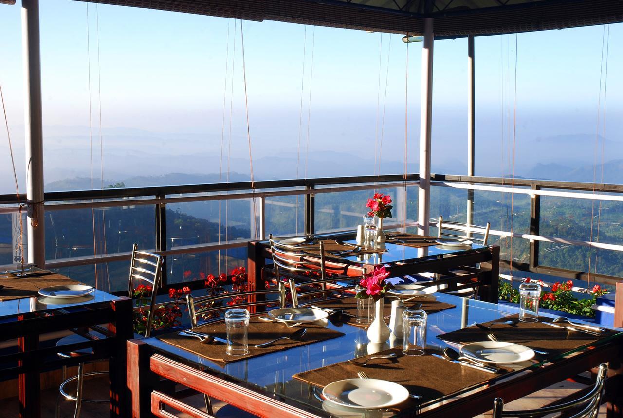 Holly Hock Bed and Breakfast Munnar Exteriör bild