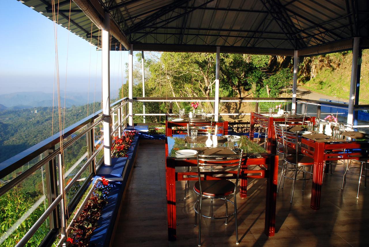 Holly Hock Bed and Breakfast Munnar Exteriör bild