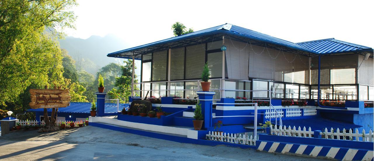 Holly Hock Bed and Breakfast Munnar Exteriör bild